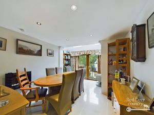 Dining Room- click for photo gallery